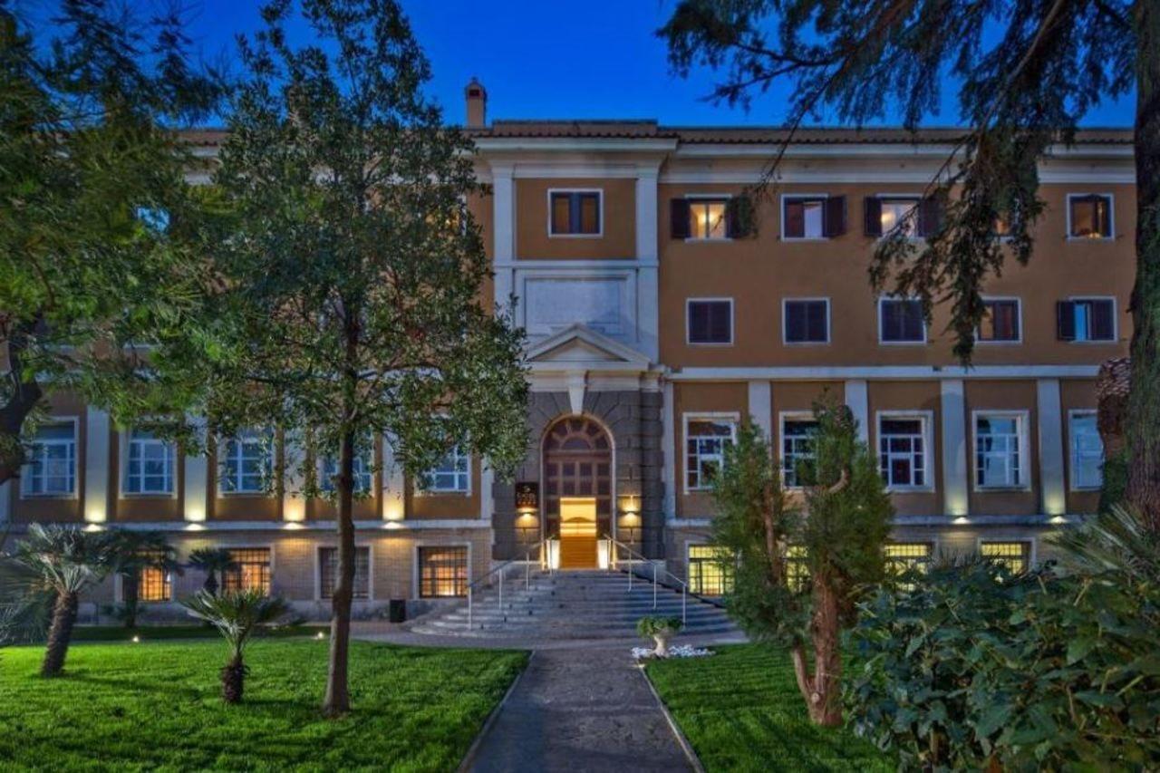 Excel Roma Montemario Hotel Exterior foto