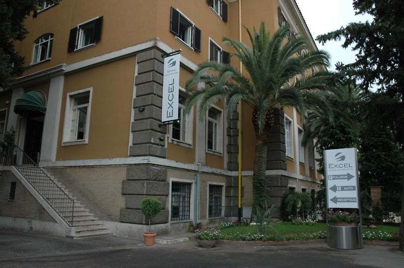 Excel Roma Montemario Hotel Exterior foto